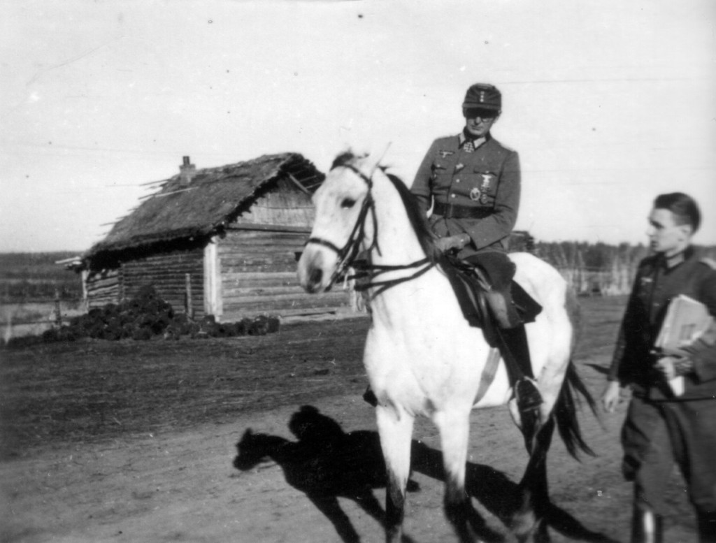 Oberst Friker und sein Adjutant Oberleutnant Reuss
