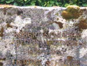 Das Grab von Robert Schlüter