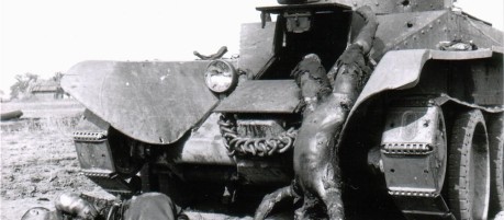 Ein abgeschossener T26 bei Romanischtsche am 24.07.1941