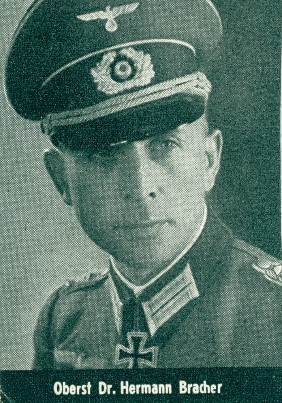 1943_Otto Pfaender Jr.´s Chef Oberst Dr. Hermann Bracher