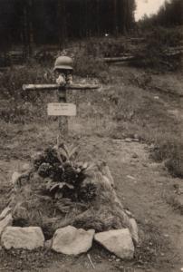 Deutsches Soldatengrab - Obergefreiter Kothuber - gefallen am 13.05.1940