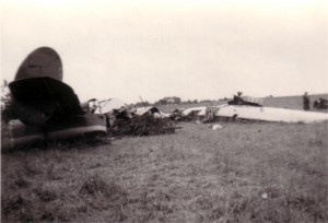 19400613 Flugplatz Reims 03 