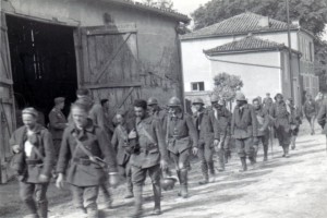 19400615 französische Gefangene in Herpont 04