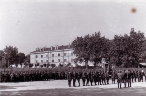 19400620 Gefangene in Langres