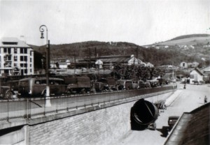 19410630 Eisenbahnverladung in Le Creusot 01