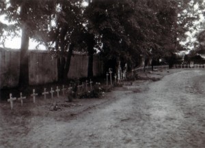19410706 Soldatengräber bei Rozana 02