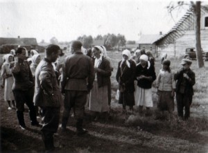 19410819 in Bazuny 02