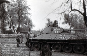19420803 Beutepanzer in Szawinki 