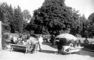 0240 Gartenfest im Juli 1940_1