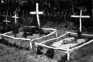 0297 Grab des Lt Leskosek mit Männern seines Zuges der 3. IR_1 